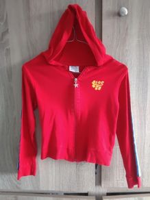 Red hoodie would fit adult xxs xs 140 cm height