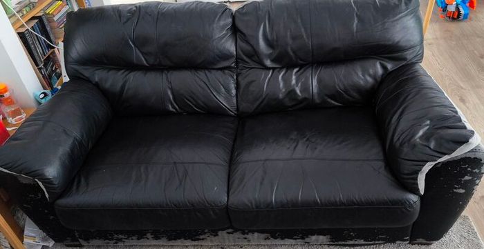 2 Seater couch