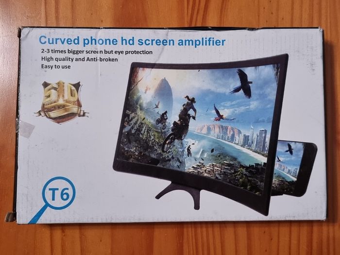 Curved Screen Magnifier Projector - Foldable Stand, Smartphone Compatibility for Movies, Videos & Gaming.
