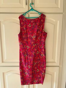 Great pink sleeveless Maine dress