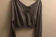 Boohoo grey top (small)