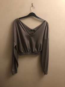 Boohoo grey top (small)