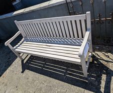 Free garden bench