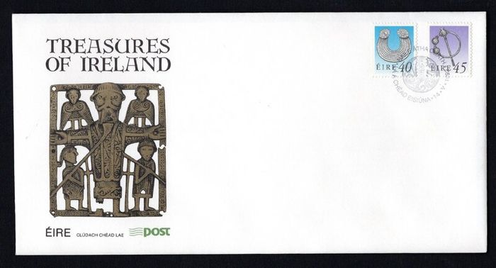 1992 Ireland Forth Definitive Stamp Series (40p Glenisheen Collar & 45p Silver Thistle Brooch)  An Post First Day Cover (FDC)