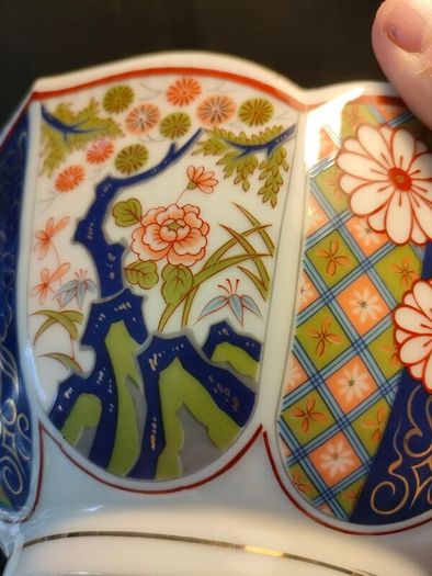 9" Vintage Japanese Armani Lotus Flower Vase