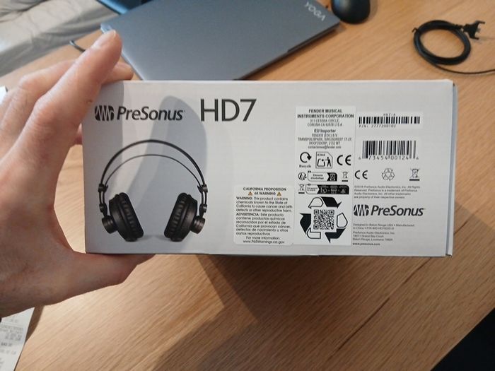 monitoring headphones presonus