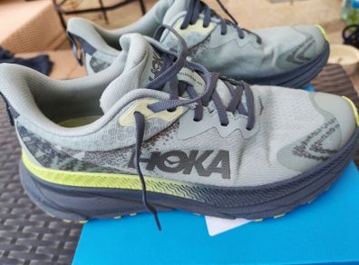 Hoka 8 UK