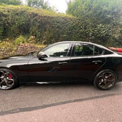 2017 Alfa Romeo Guilia Veloce