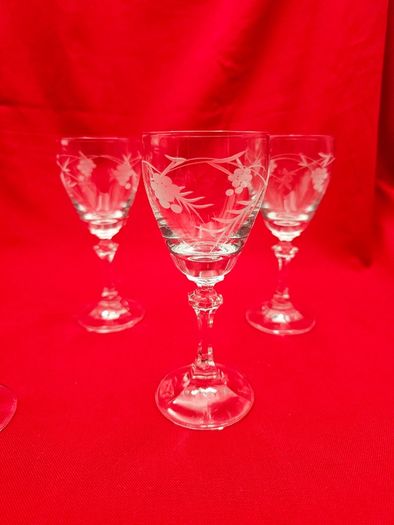 Vintage Duiske Handcut Crystal sherry/liquor stemmed glasses