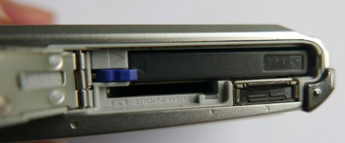 Sony Cyber-shot DSC-T70 8.1MP Digital Camera - Silver + charger works well