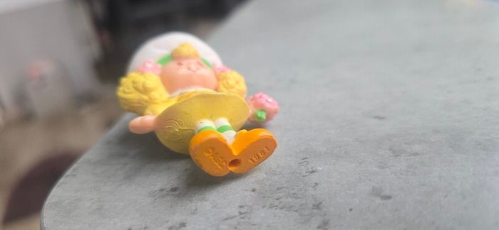 HTF Vintage 1981 AGC Kenner Lemon Meringue Strawberry Shortcake Mini PVC Doll  Figurine 2" same era as MLP G1 My Little Pony