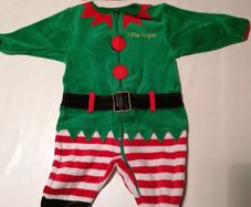 Elf and Santa Christmas outfits 3 to 6 months. 8 euro for both.