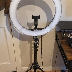 neewer ring light