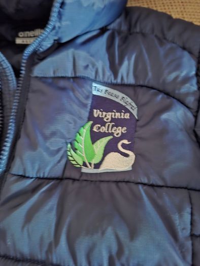 Virgjnia College School O'Neill's puffer jacket xs age 10/11