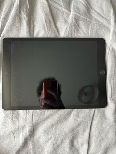 Apple iPad, iPhone 6s, iPhone 11, iPhone XR