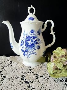 Royal Albert " Connoisseur " Coffee Pot