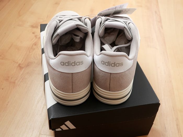 Adidas Suede trainers | Size 5 UK | Brand New