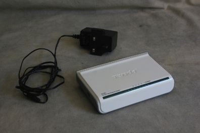 Tenda 5 port Network Hub/Switch