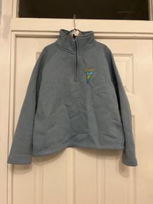 girl guide jumper age 10 small fitting and T-shirt