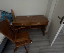 Office desk and chair