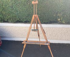 Artists Easel