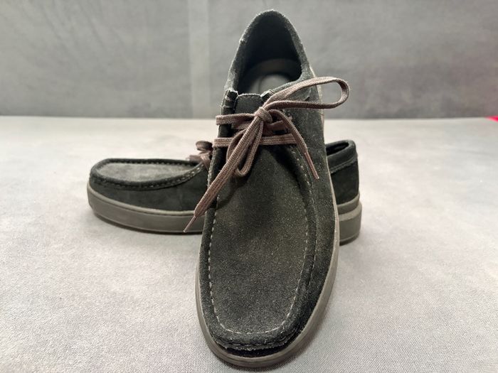 Clarks Black Suede Shoes size eu43