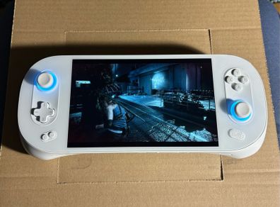 Ayaneo 2 handheld gaming PC + case + multi station + dock station