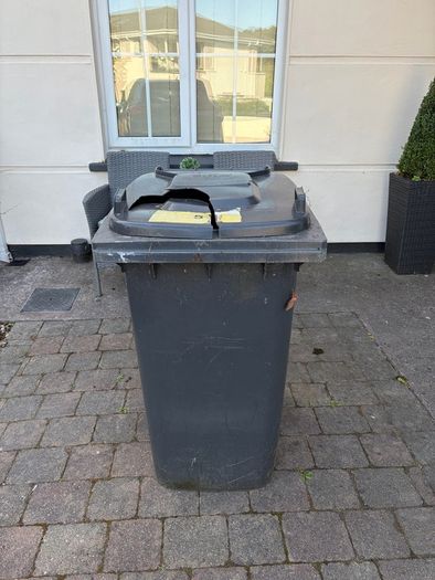 Wheely bin for composting