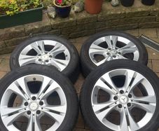 17"Genuine Mercedes Alloy Wheels with Laufenn Tires 225/50/R17