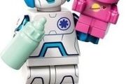Lego 71046 nurse Android with baby pink astronaut, collectible mini figure series 26