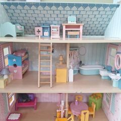 Le Toy Van Mayberry Manor Dolls House