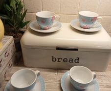 Cups and saucers