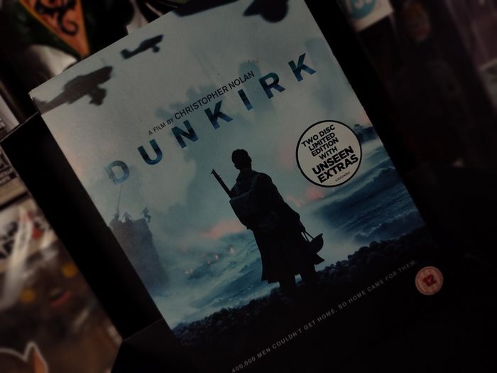 Dunkirk ! Two Disc Limited Edition with Unseen Extras ! DVD ! 2017 ! Christopher Nolan !