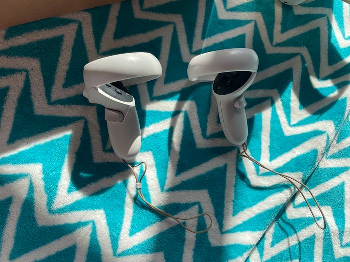 Oculus quest 2 VR with kiwi elite strap