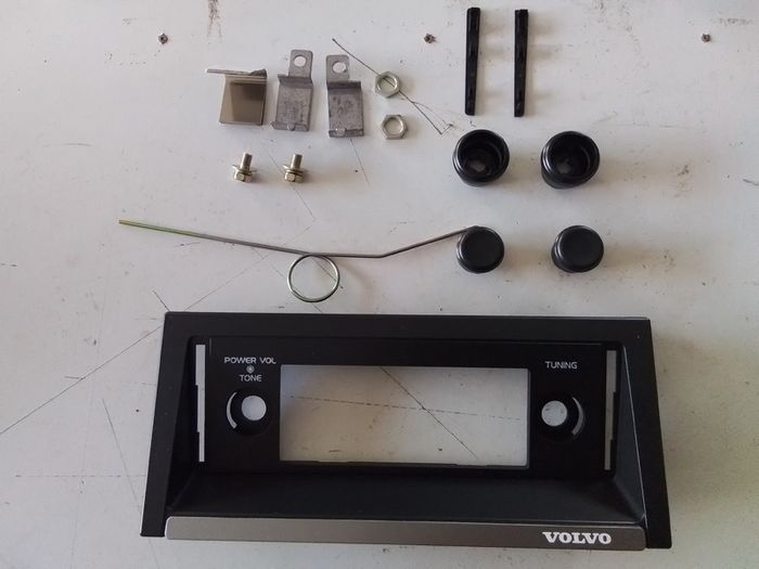 1.Volvo Radio Panel Kit.
