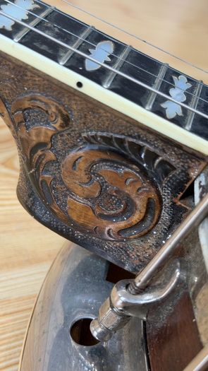 Bacon & Day Silver Bell No.1 Tenor Banjo built 1924