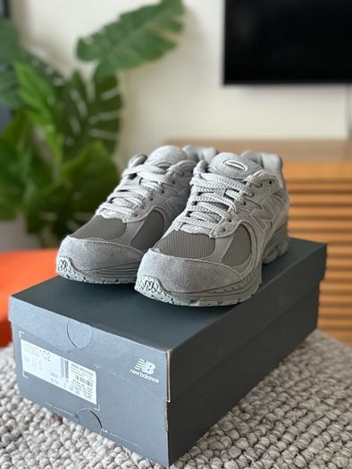 New Balance 2002R Grey, UK 5 / EU 38