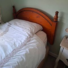 single bed frame (mattress not included)