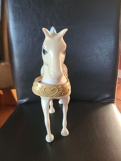 Barbie pony