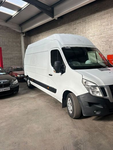 Nissan NV400 2014