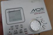 Aiwa AM-F5 Portable Minidisc Recorder