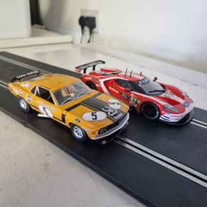 Scalextric Racing Ford Twin Pack - Special Offer... Slot Car