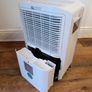 JHS 20L Dehumidifier - With Digital Display - Excellent Condition Image 4