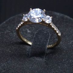9ct Gold Three Stone Statement Ring Size 56