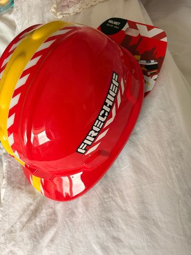 Fire chief helmet and protection pads