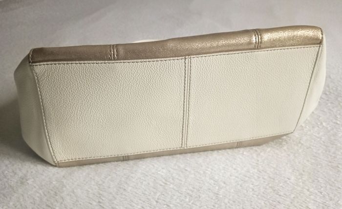 Vintage Fossil Leather Satchel Bag.
