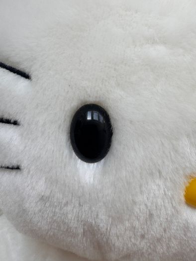 Build A Bear Hello Kitty With Heart Bow Sanrio 2010 red marks on the fur approx. 45 cm. Used Please see photos
