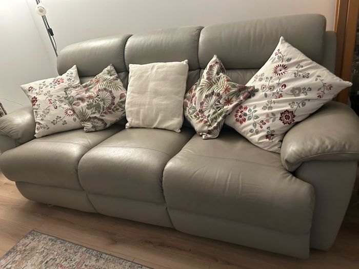 Quality EZ-Living3seater recliner