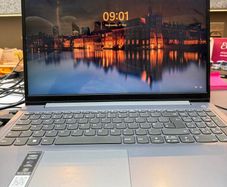 Lenovo IdeaPad 3 15IAU7
