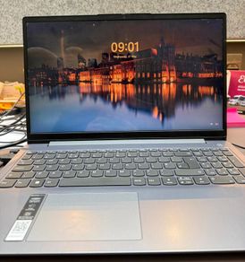 Lenovo IdeaPad 3 15IAU7